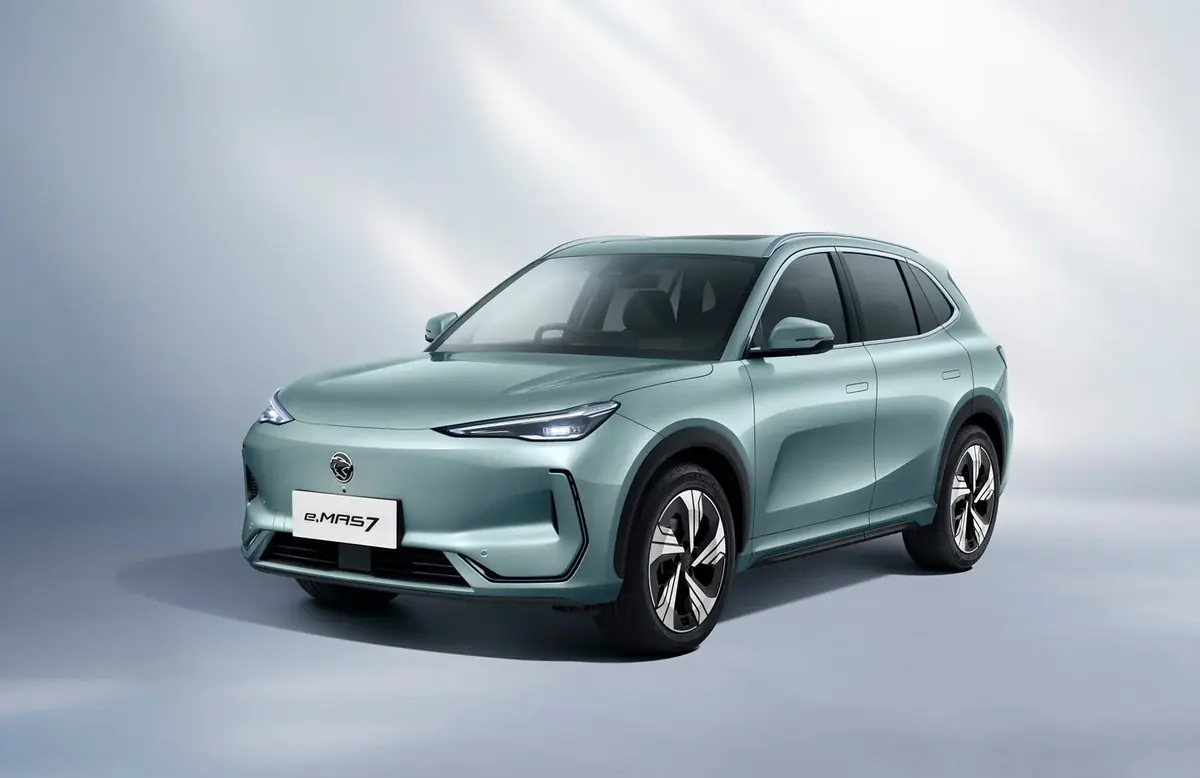 Proton e.MAS 7